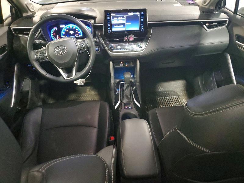 2022 TOYOTA COROLLA CROSS XLE — Фото 8 из 13