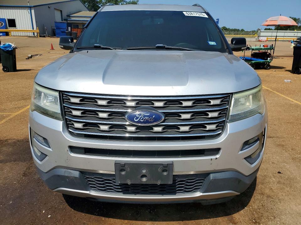 2017 FORD EXPLORER XLT — Фото 5 из 13