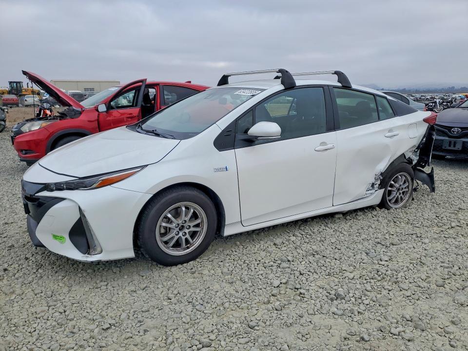 2022 TOYOTA PRIUS PRIME JTDKAMFP4N3214075