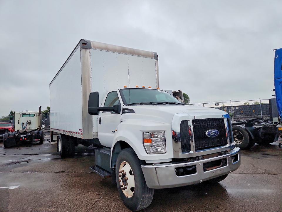 2017 FORD F650 BOX TRUCK — Фото 4 из 12
