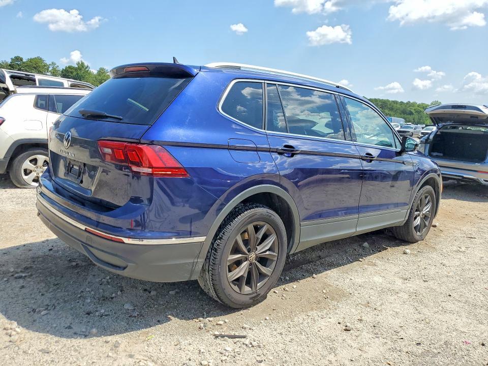 2022 VOLKSWAGEN TIGUAN SE — Фото 3 из 13