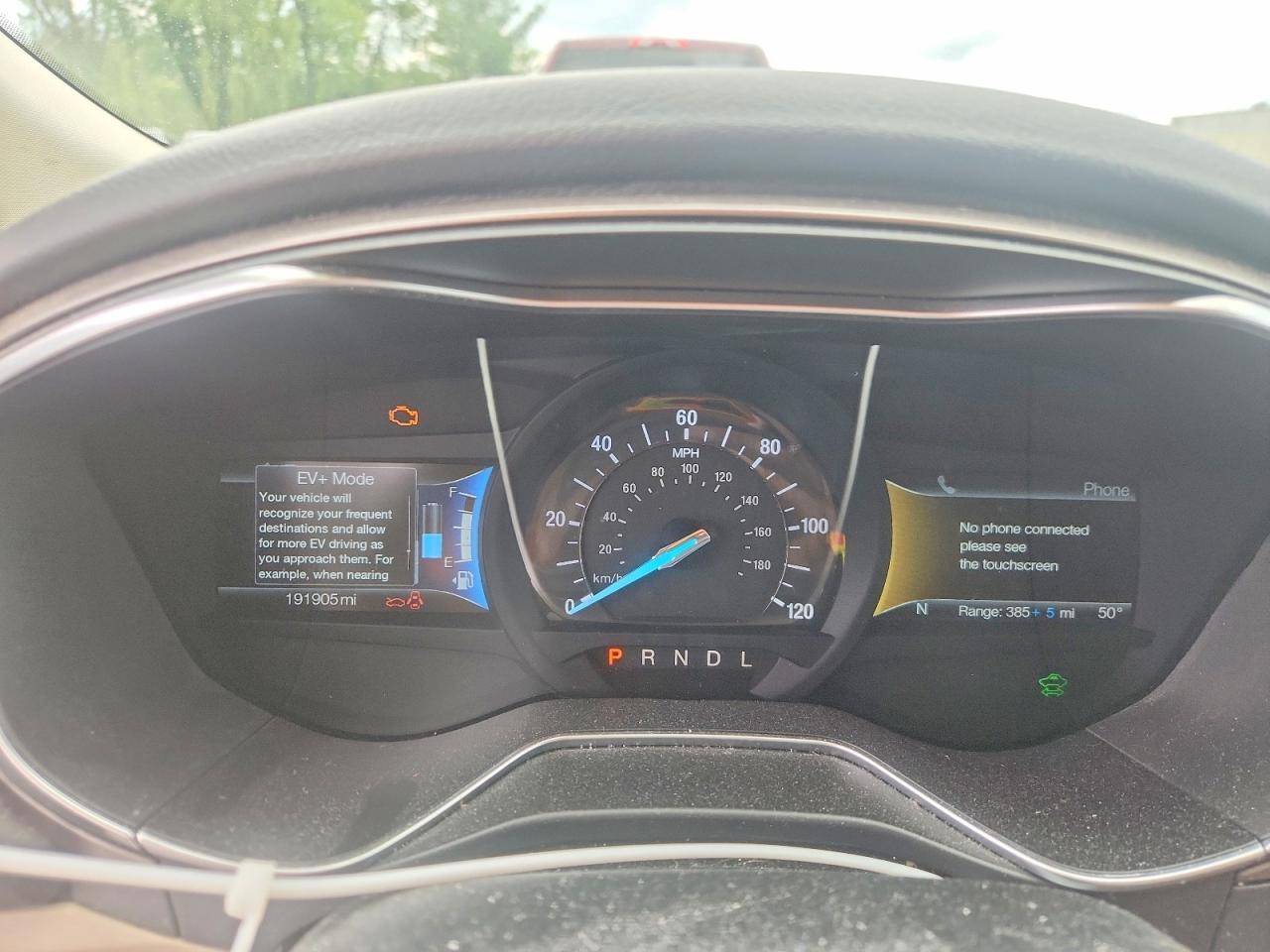2017 FORD FUSION SE PHEV — Фото 9 из 13