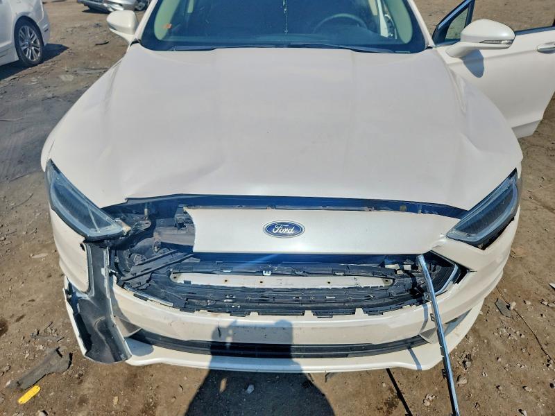 2017 FORD FUSION SE — Фото 11 из 12