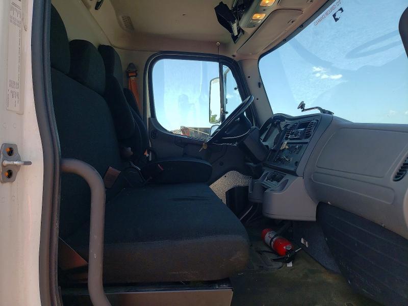 2017 FREIGHTLINER BUSINESS CLASS M2 BOX TRUCK — Фото 8 из 12
