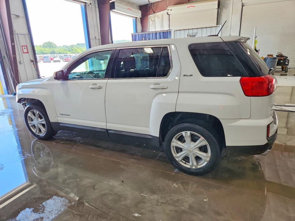 2017 GMC TERRAIN SLE — Фото 2 из 15