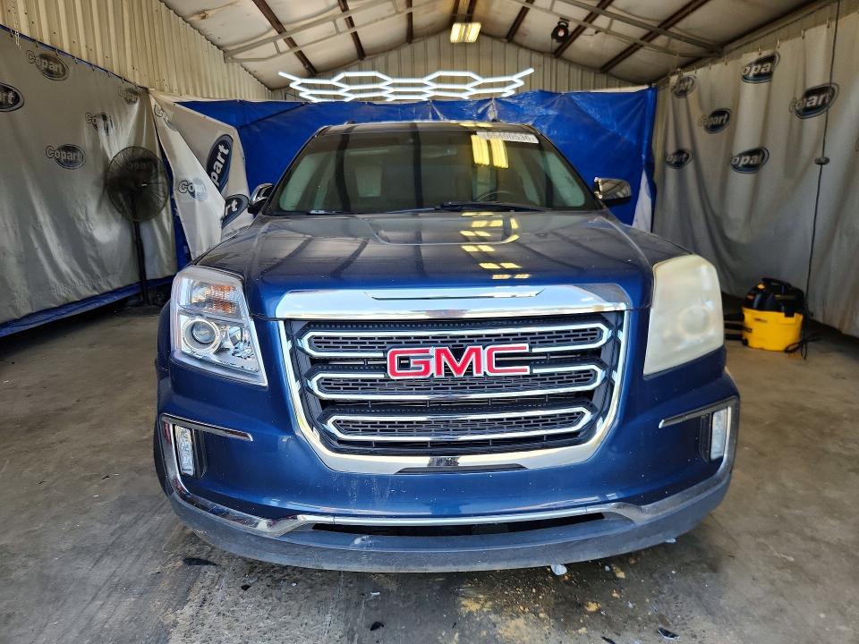2017 GMC TERRAIN SLT — Фото 5 из 13