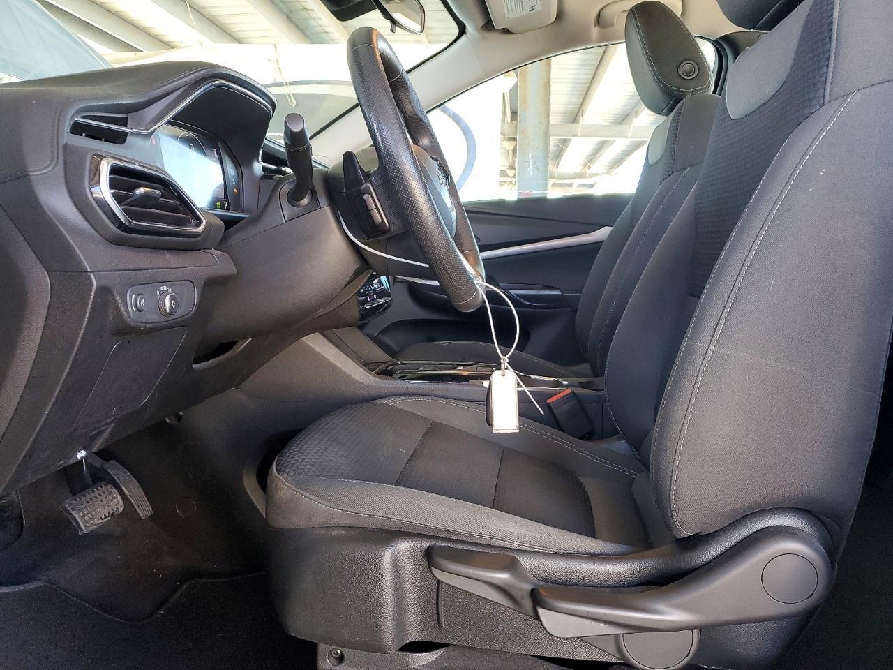 2023 CHEVROLET BOLT EUV LT — Фото 7 из 13