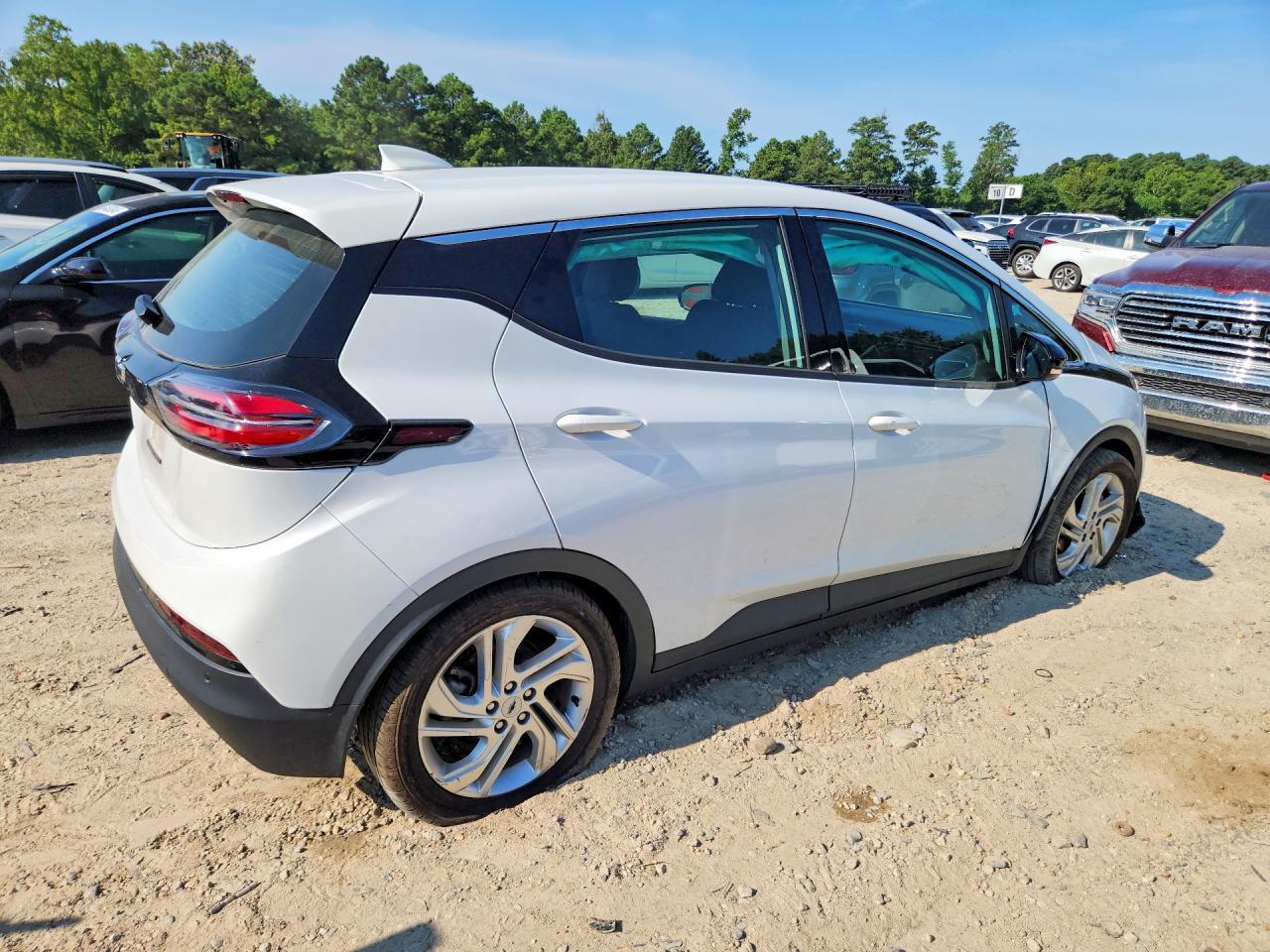 2023 CHEVROLET BOLT EV 1LT — Фото 3 из 12