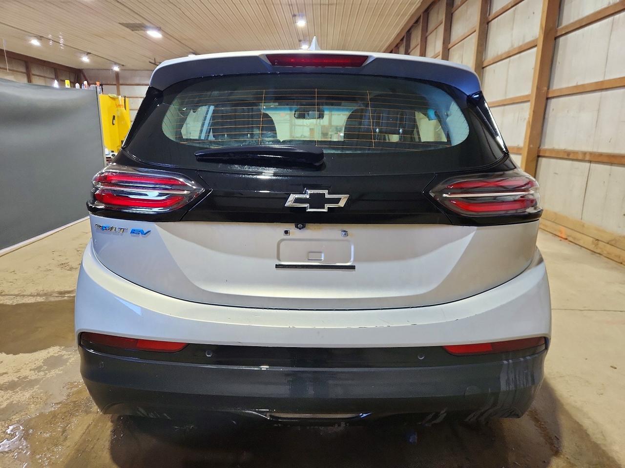 2023 CHEVROLET BOLT EV 2LT — Фото 6 из 13
