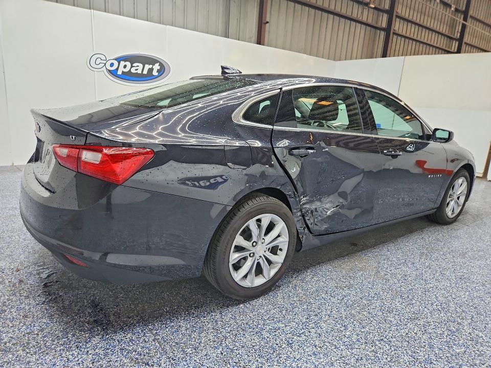 2023 CHEVROLET MALIBU LT — Фото 3 из 12