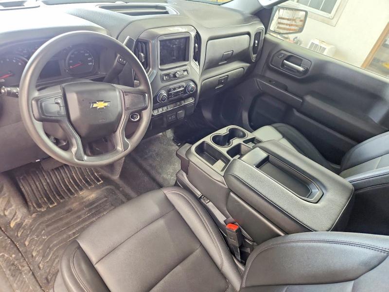 2023 CHEVROLET SILVERADO C1500 — Фото 8 из 12