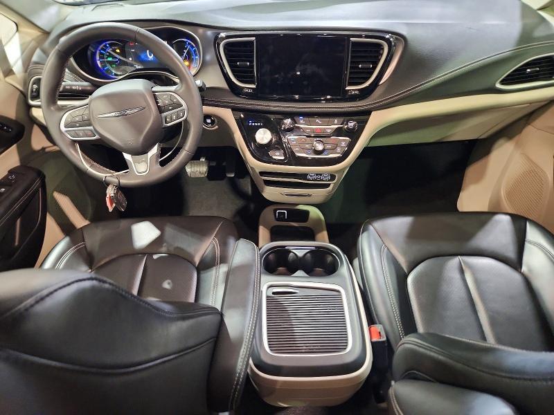 2023 CHRYSLER PACIFICA HYBRID TOURING L — Фото 8 из 14