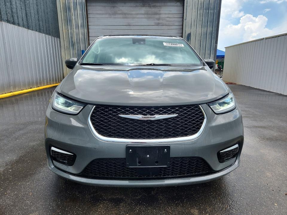 2023 CHRYSLER PACIFICA HYBRID TOURING L — Фото 5 из 13