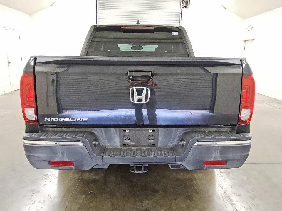 2017 HONDA RIDGELINE RTL — Фото 6 из 13