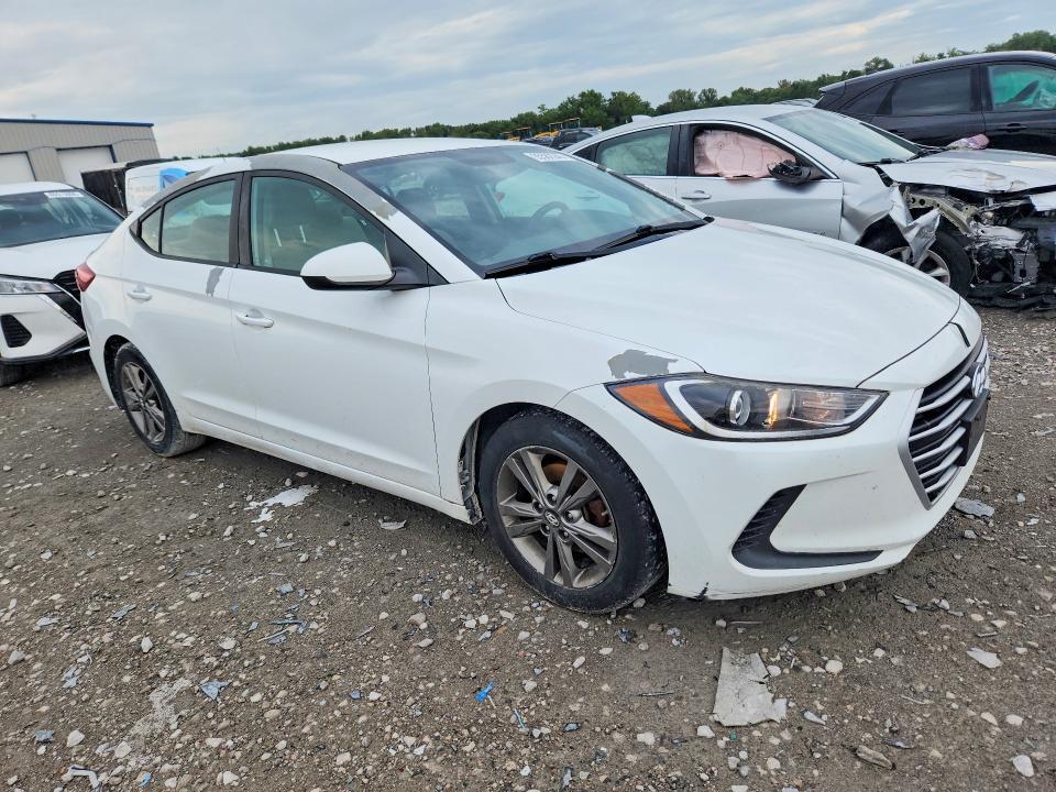2017 HYUNDAI ELANTRA SE — Фото 4 из 12