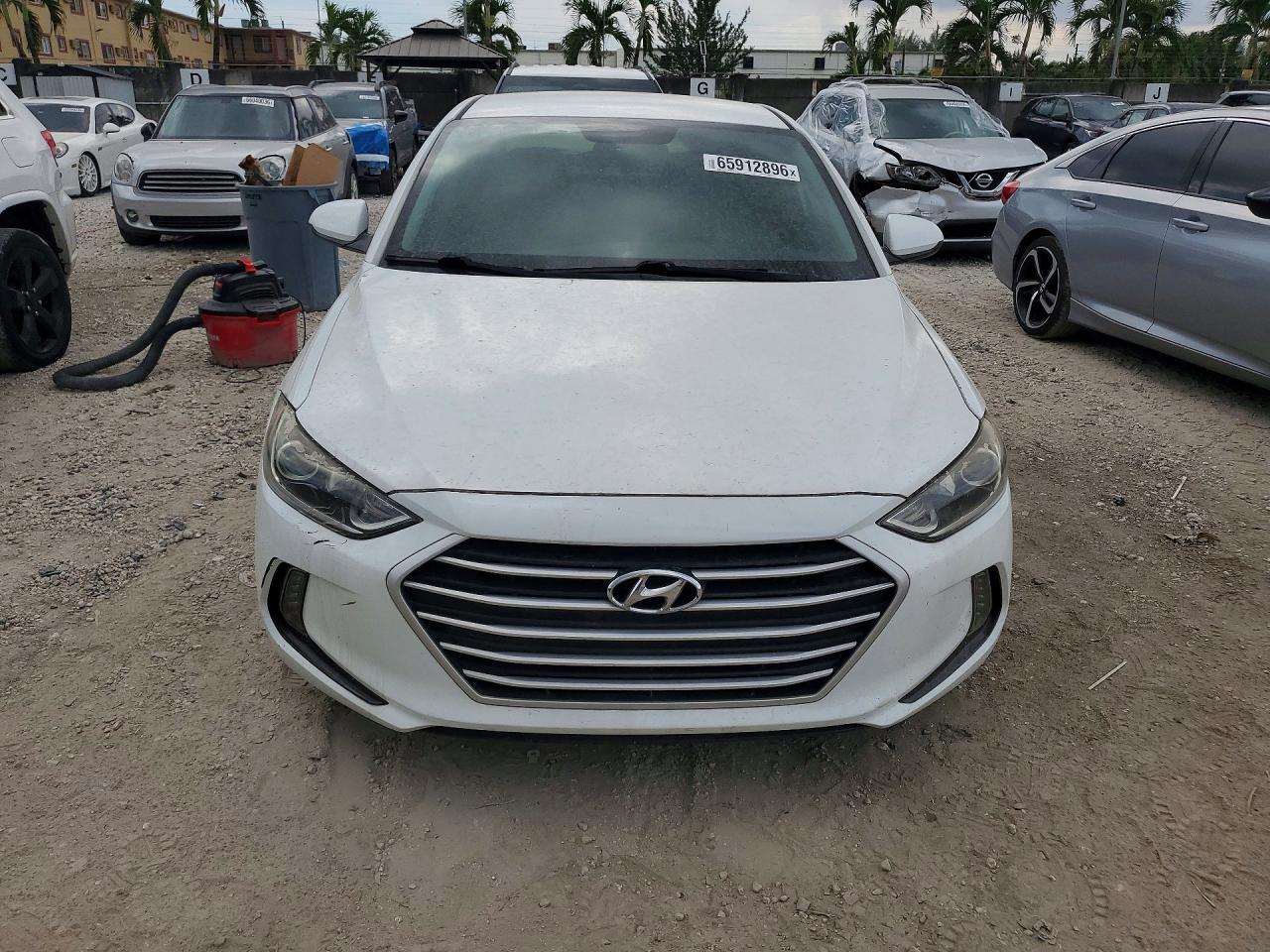 2017 HYUNDAI ELANTRA ECO — Фото 5 из 13