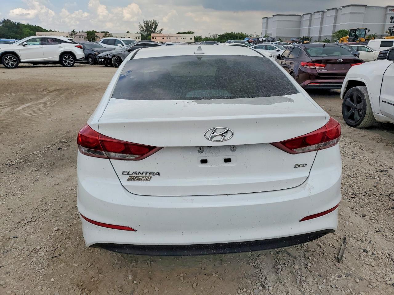 2017 HYUNDAI ELANTRA ECO — Фото 6 из 13
