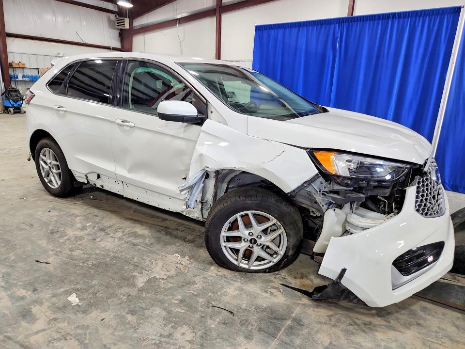 2023 FORD EDGE SEL — Фото 4 из 12