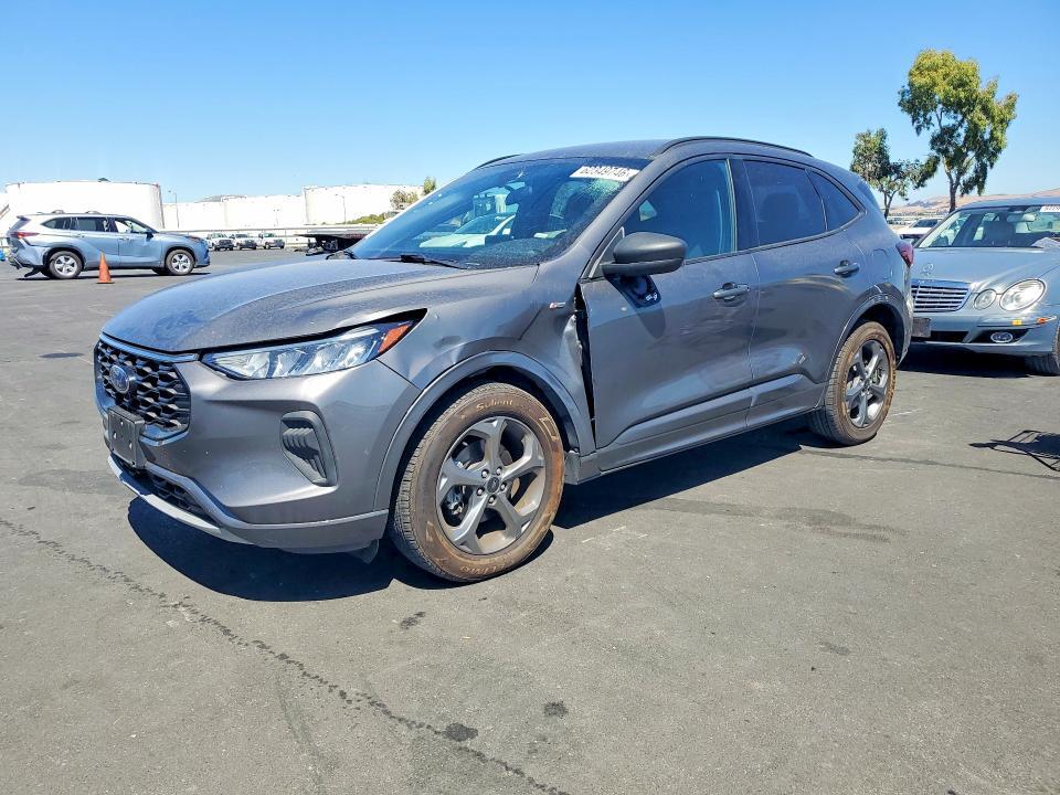 2023 FORD ESCAPE 1FMCU9MN5PUA57384