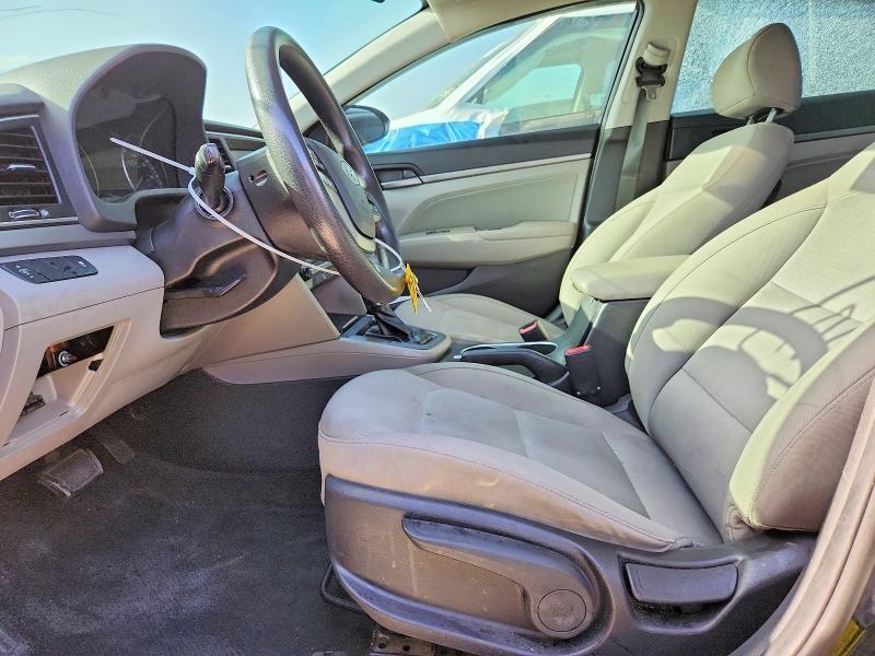 2017 HYUNDAI ELANTRA SE — Фото 7 из 12