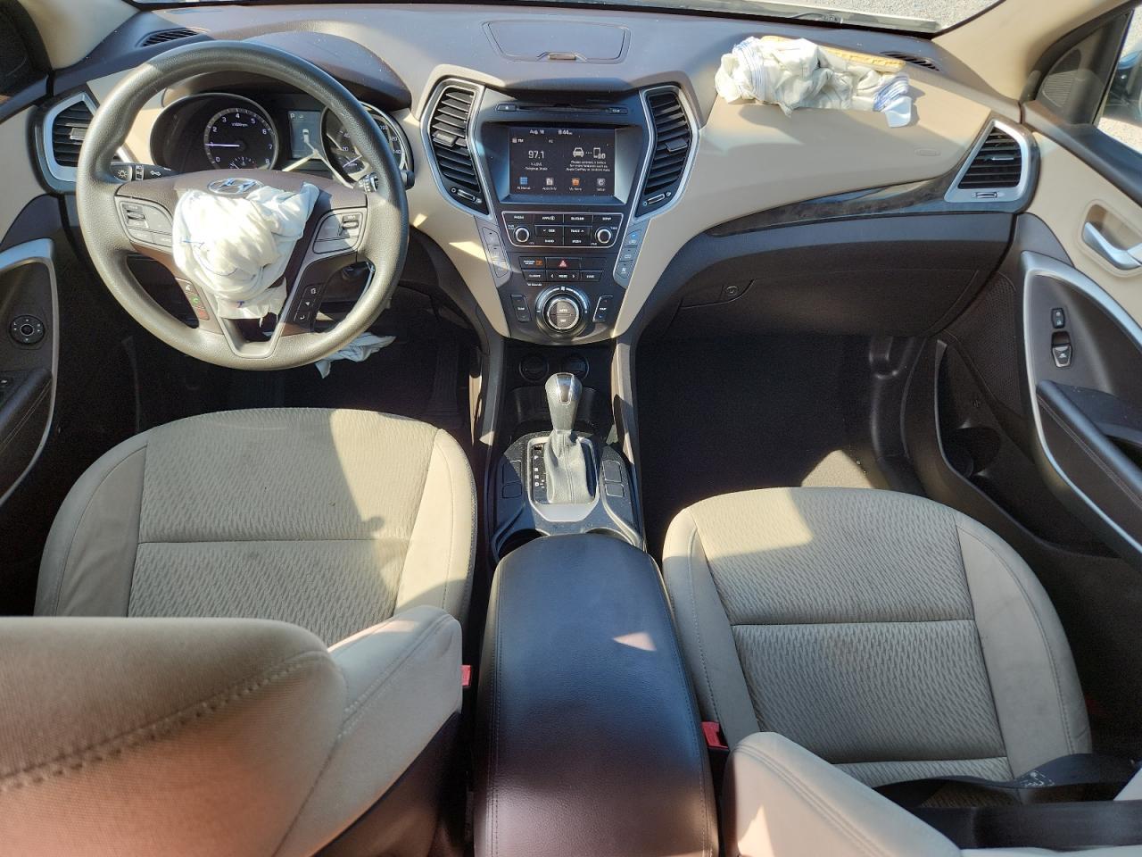 2017 HYUNDAI SANTA FE SE — Фото 8 из 14