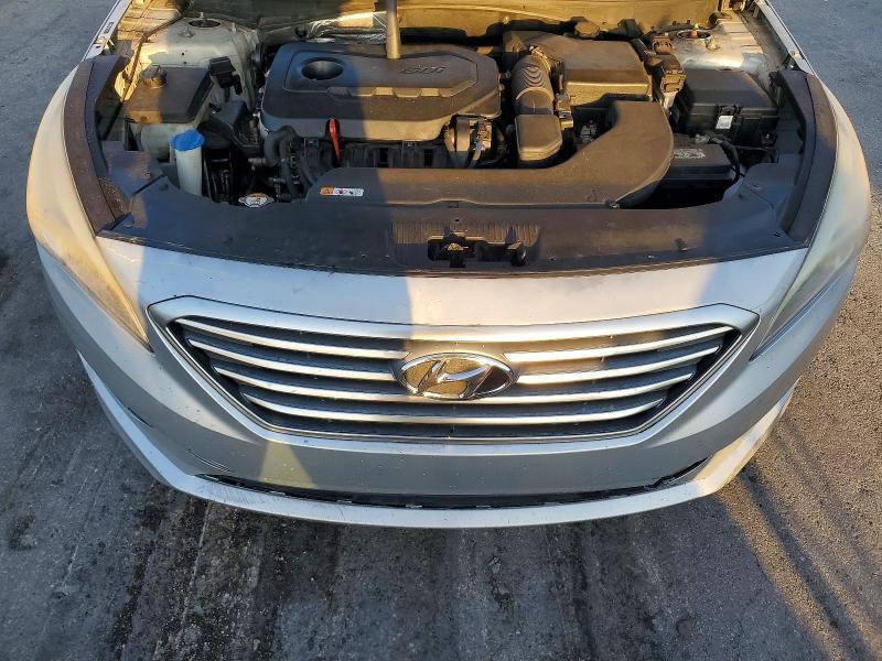 5NPE24AF3HH511095 2017 HYUNDAI SONATA photo no. 11