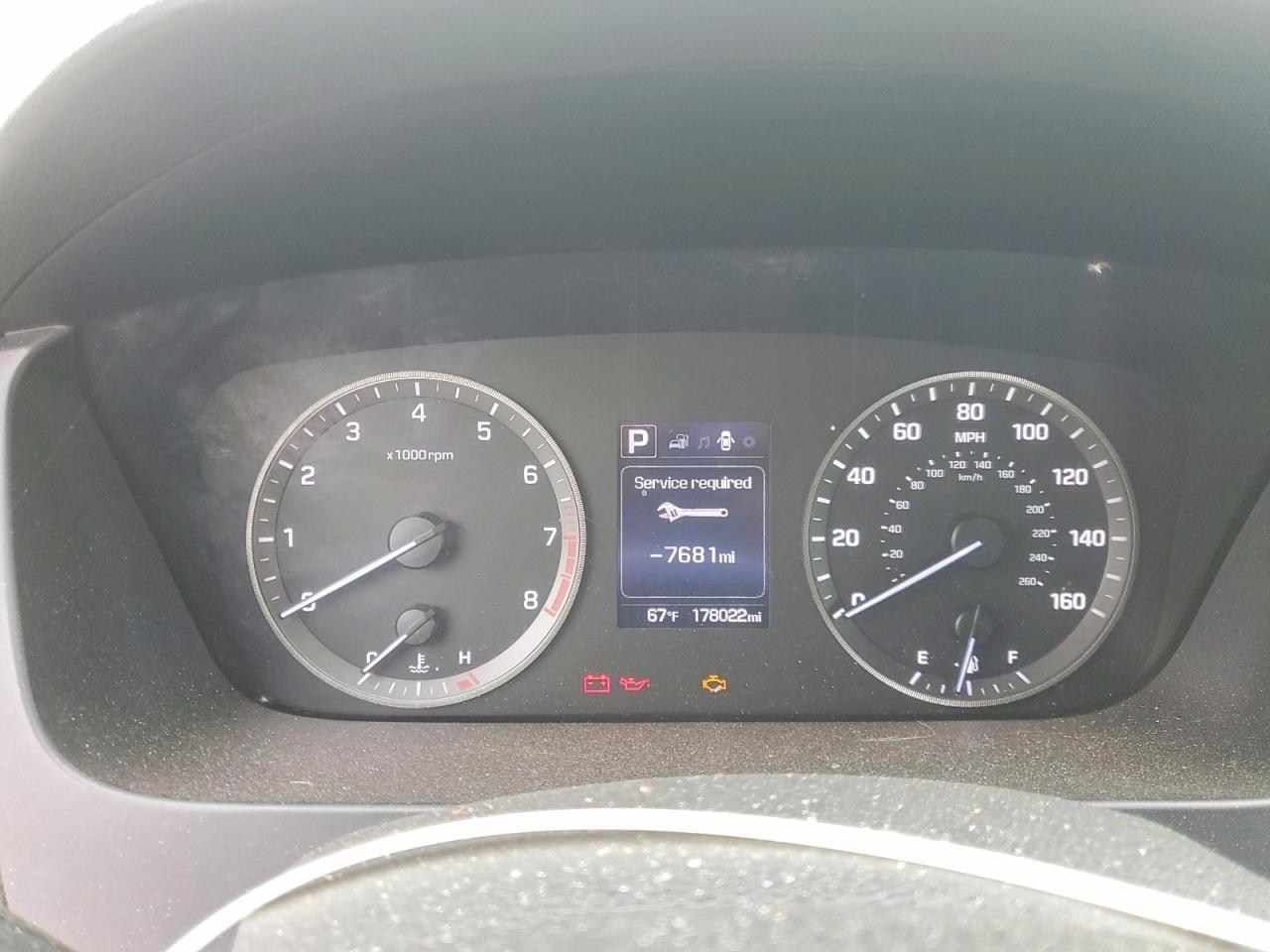 2017 HYUNDAI SONATA SE — Фото 9 из 12