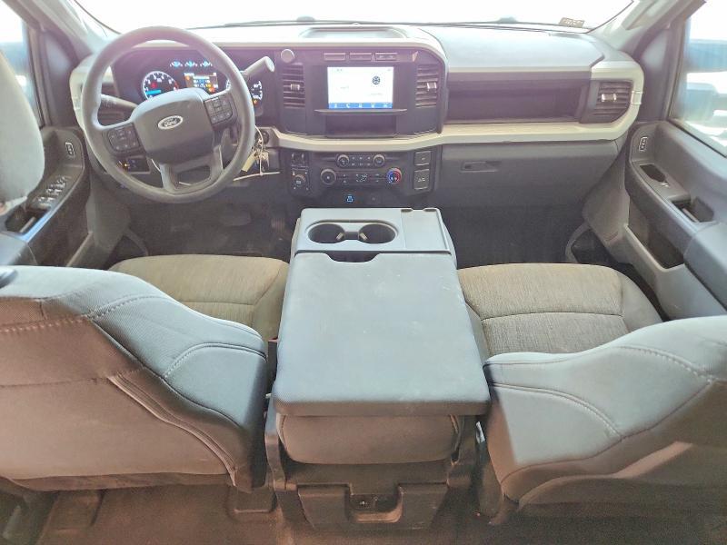 2023 FORD F250 SUPER DUTY — Фото 8 из 12