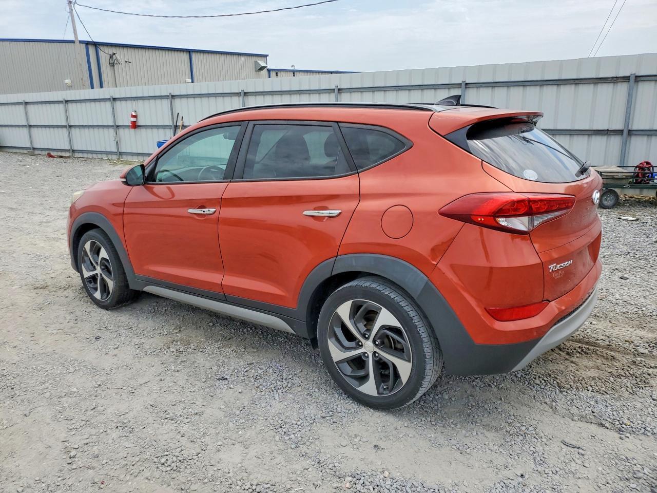 2017 HYUNDAI TUCSON LIMITED — Фото 2 из 13