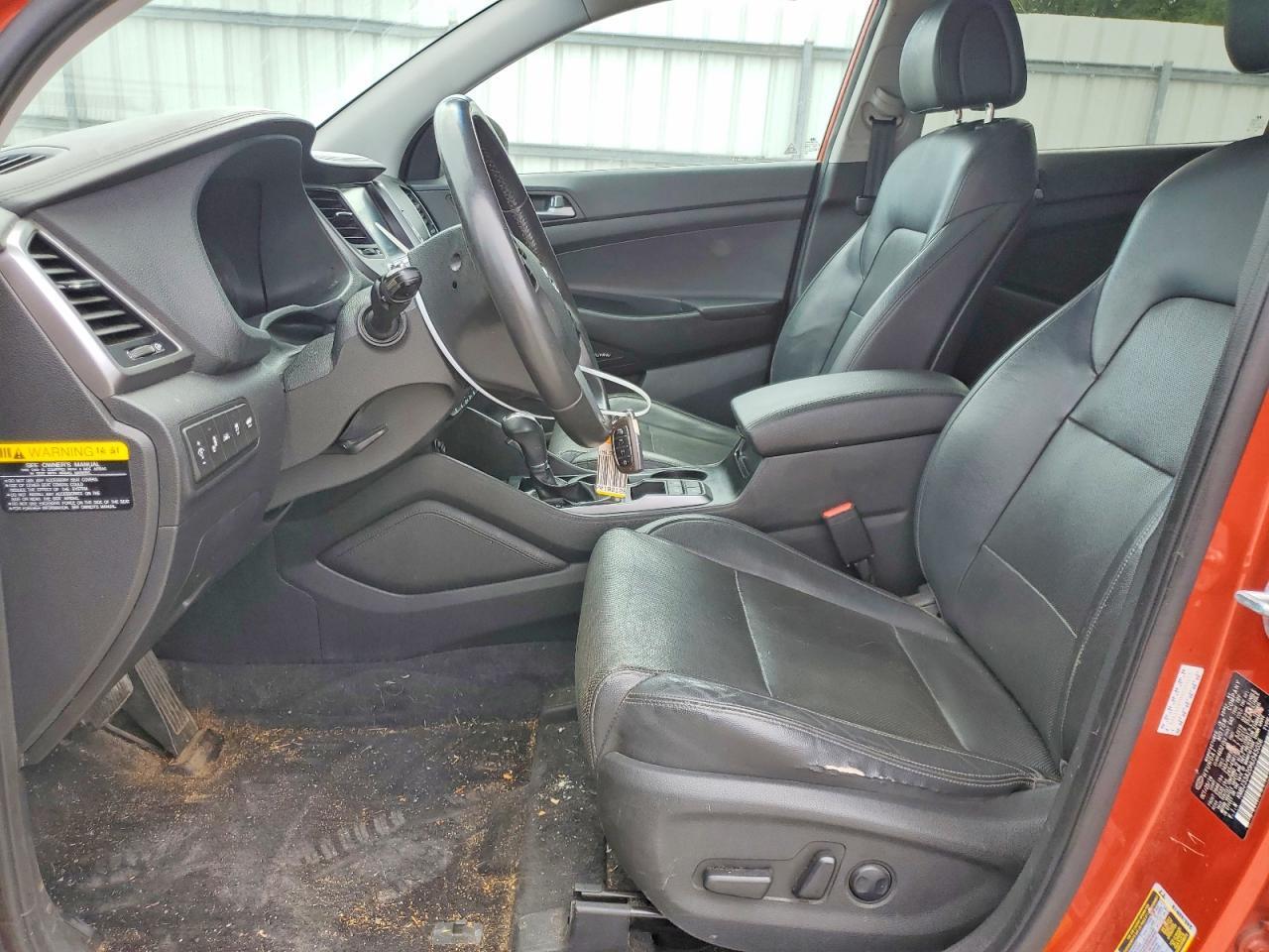 2017 HYUNDAI TUCSON LIMITED — Фото 7 из 13