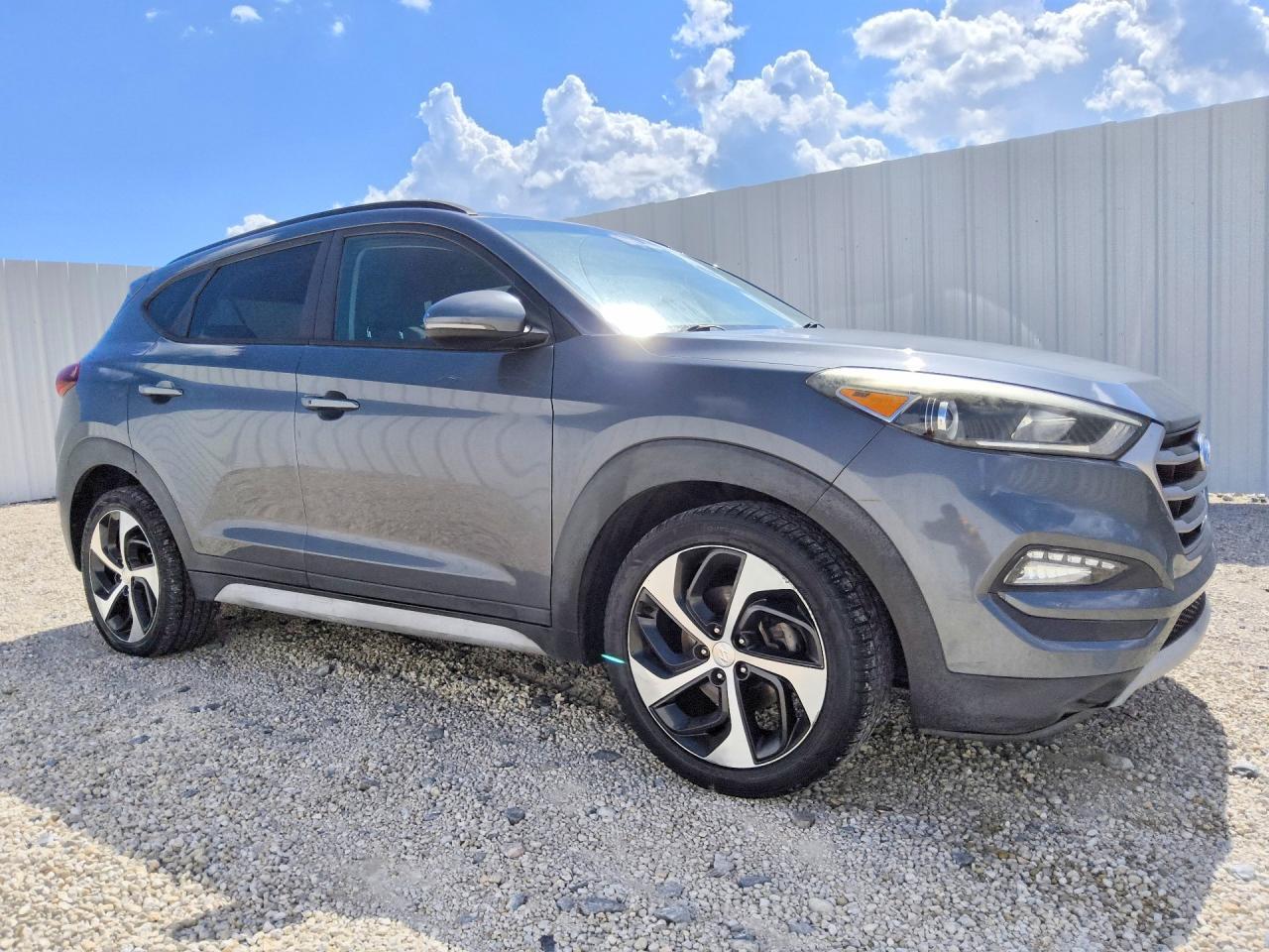 2017 HYUNDAI TUCSON VALUE — Фото 4 из 13