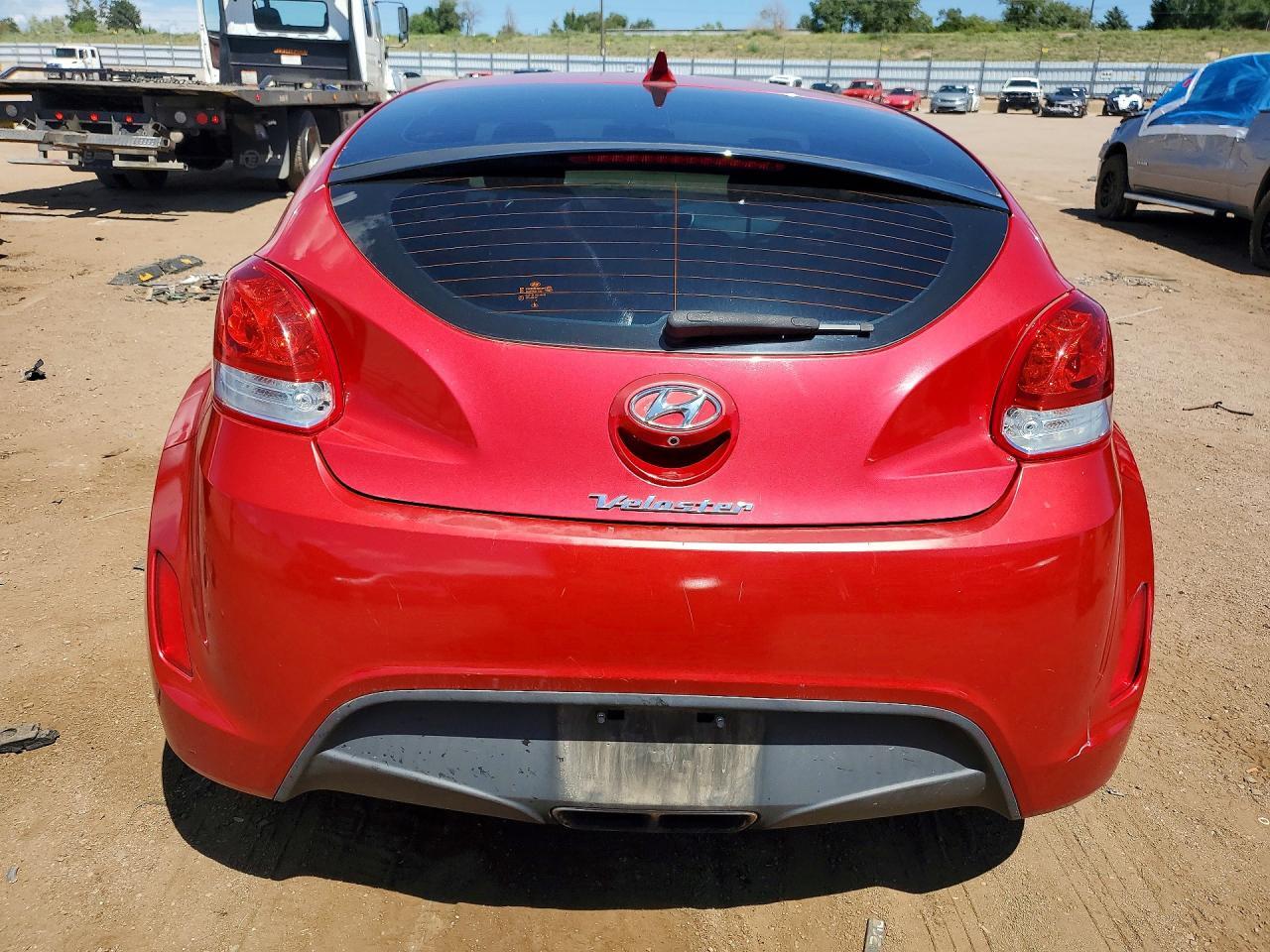 2017 HYUNDAI VELOSTER BASE — Фото 6 из 12