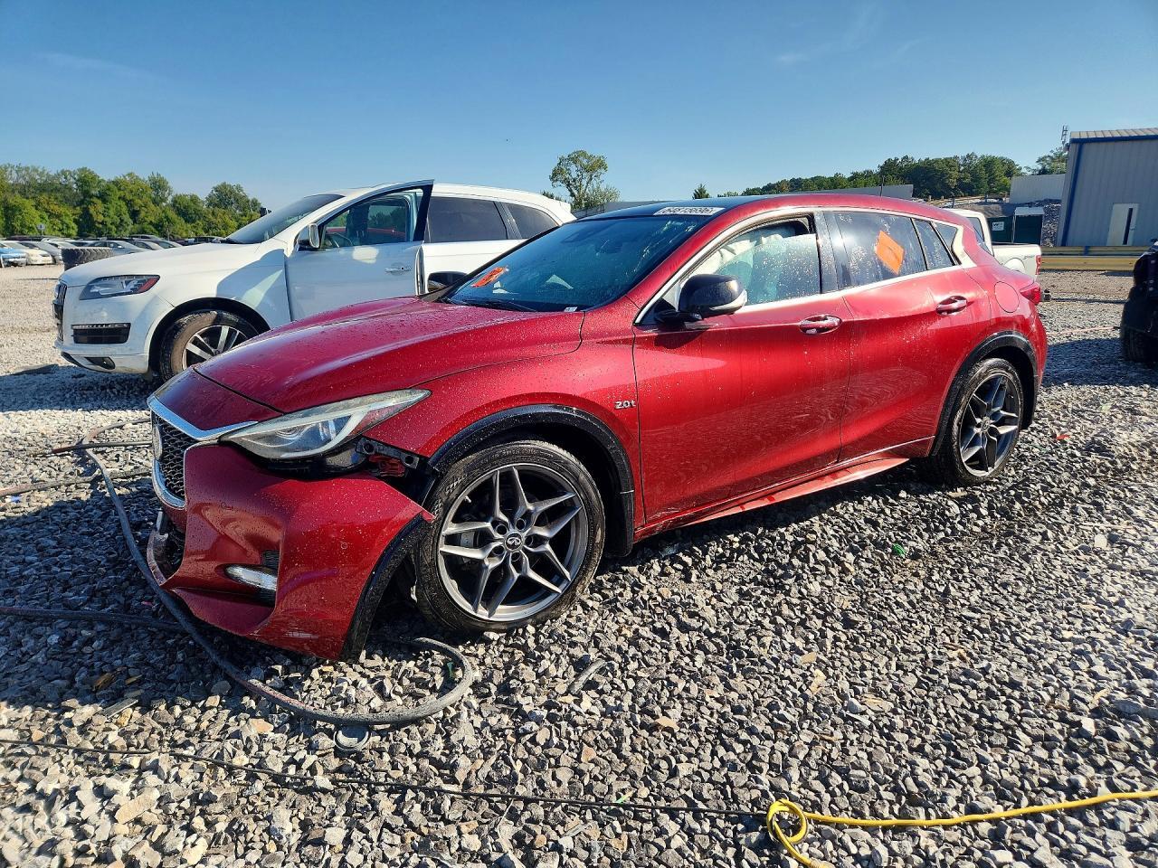 2017 INFINITI QX30 BASE