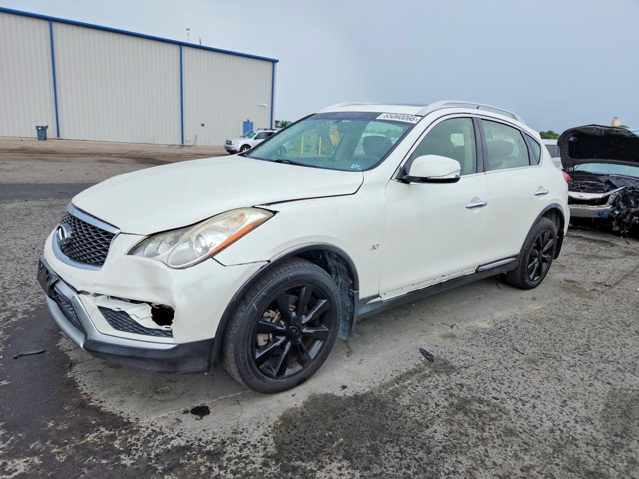 2017 INFINITI QX50 BASE
