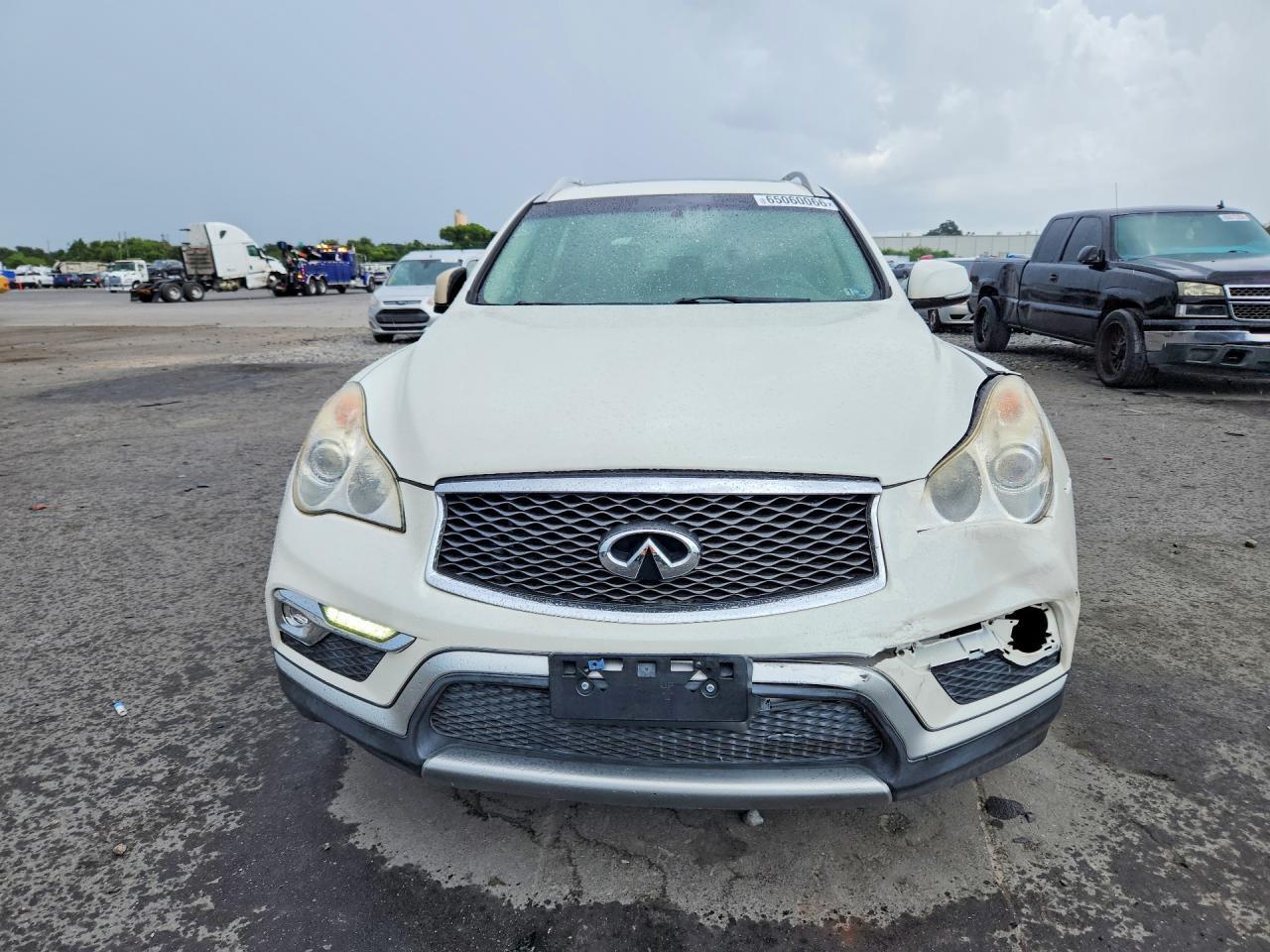 2017 INFINITI QX50 BASE — Фото 5 из 13