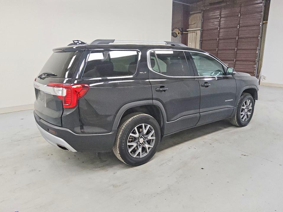 2023 GMC ACADIA SLT — Фото 3 из 13