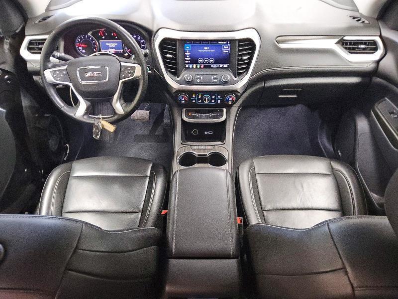 2023 GMC ACADIA SLT — Фото 8 из 13