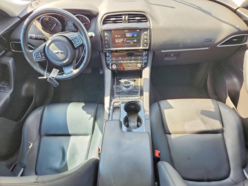 2017 JAGUAR F-PACE PREMIUM — Фото 8 из 13