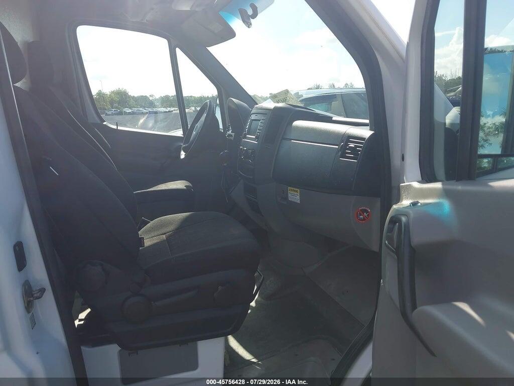 WD3PE7DD9GP177857 2016 MERCEDES-BENZ SPRINTER 2500 photo no. 5