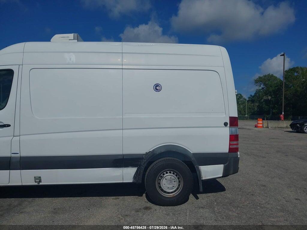 WD3PE7DD9GP177857 2016 MERCEDES-BENZ SPRINTER 2500 photo no. 6