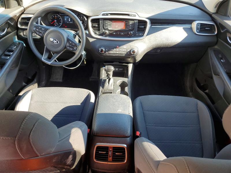 2017 KIA SORENTO LX V6 — Фото 8 из 13