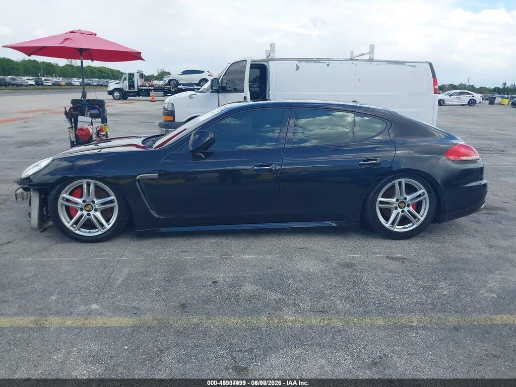 2014 PORSCHE PANAMERA S — Фото 14 из 16