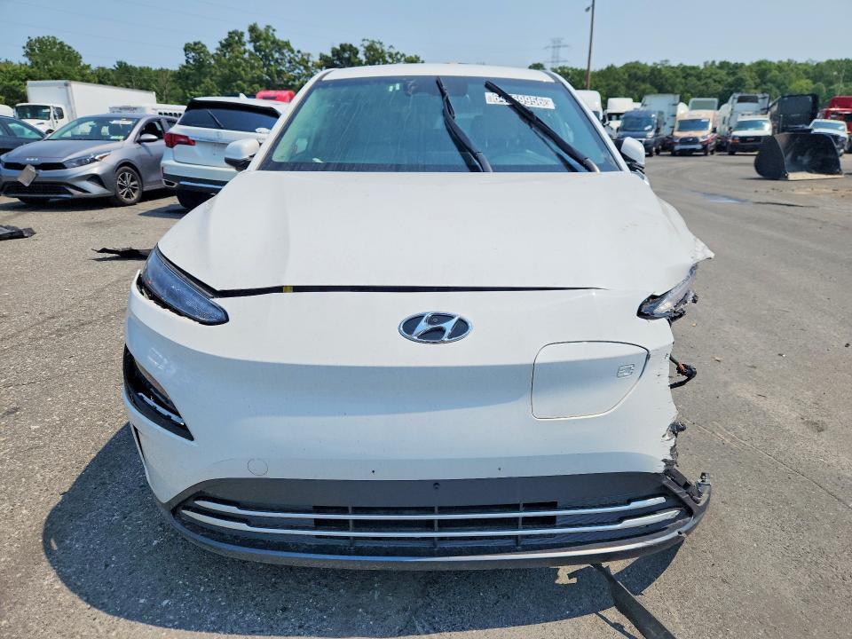 2023 HYUNDAI KONA SE — Фото 5 из 13