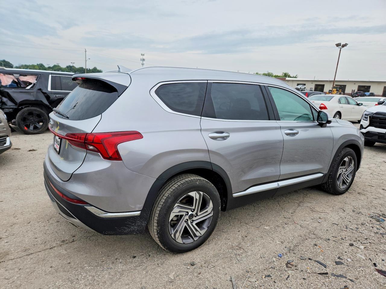 2023 HYUNDAI SANTA FE SEL PREMIUM — Фото 3 из 13