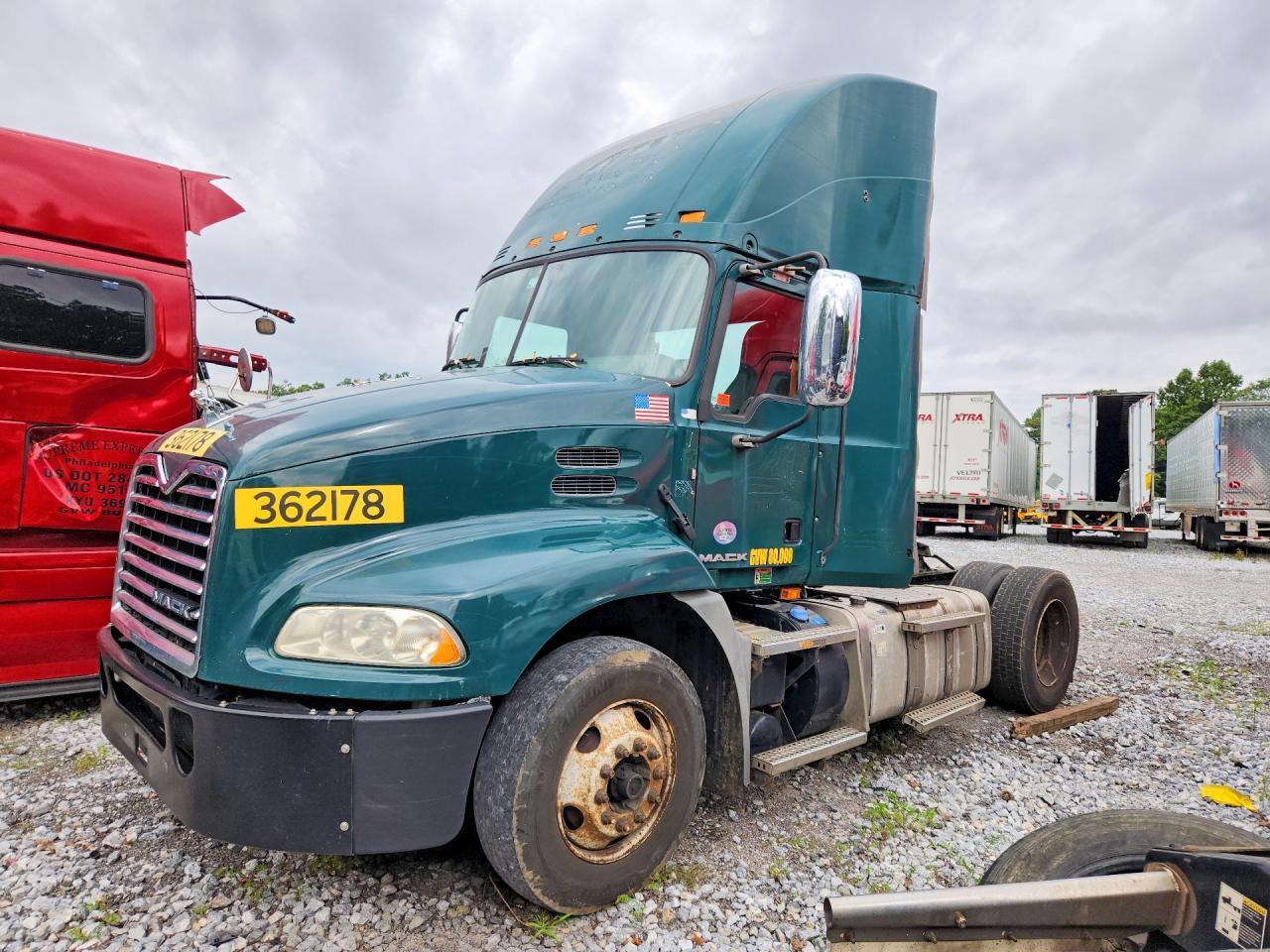 2017 MACK 600 1M1AW01X3HM009486