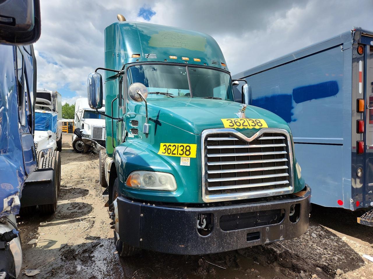 2017 MACK 600 CXU600 — Фото 4 из 13