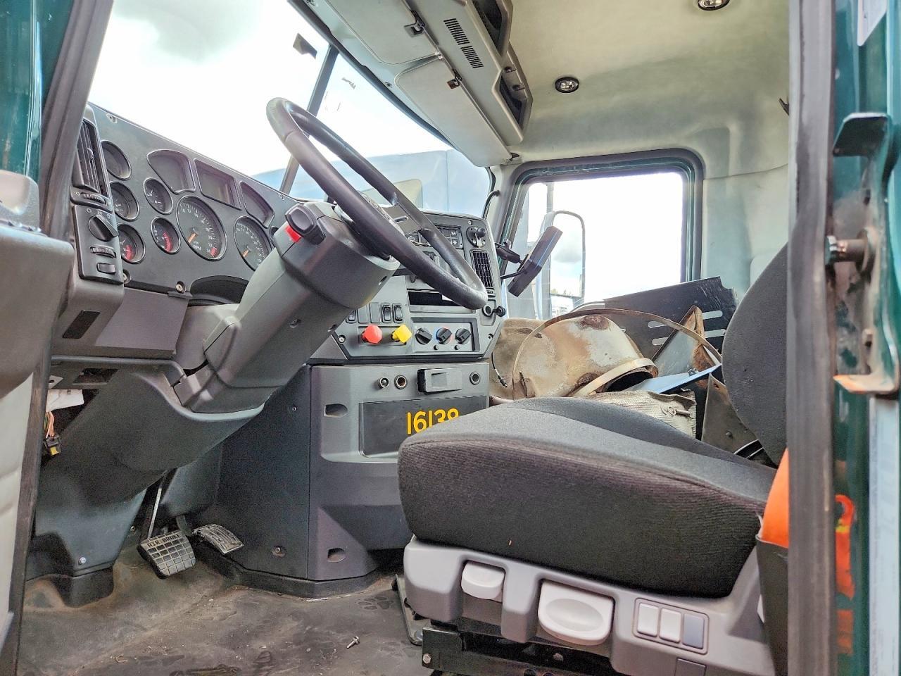 2017 MACK 600 CXU600 — Фото 7 из 13