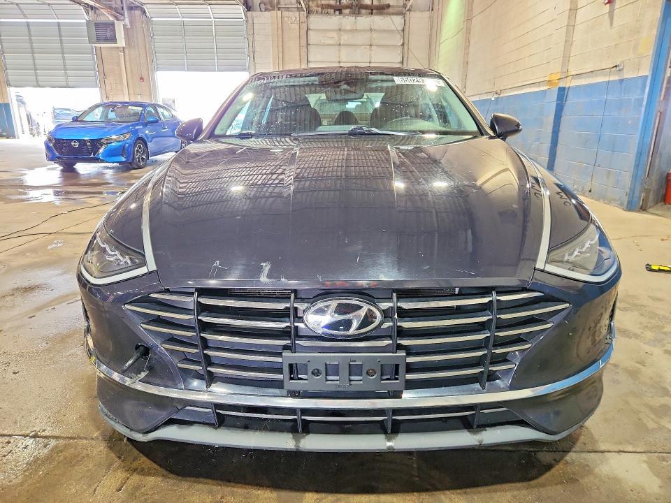 2023 HYUNDAI SONATA SE — Фото 5 из 13