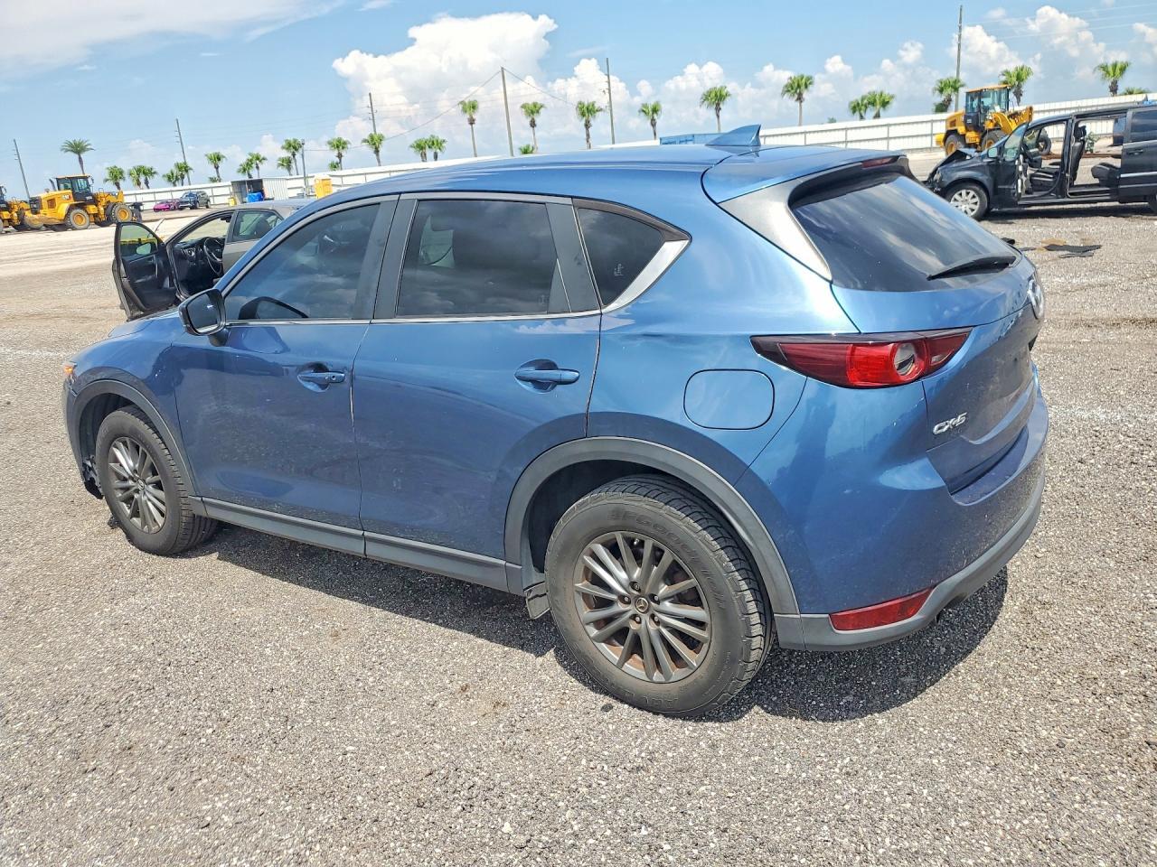 JM3KFACL4H0104738 2017 MAZDA CX-5 photo no. 2