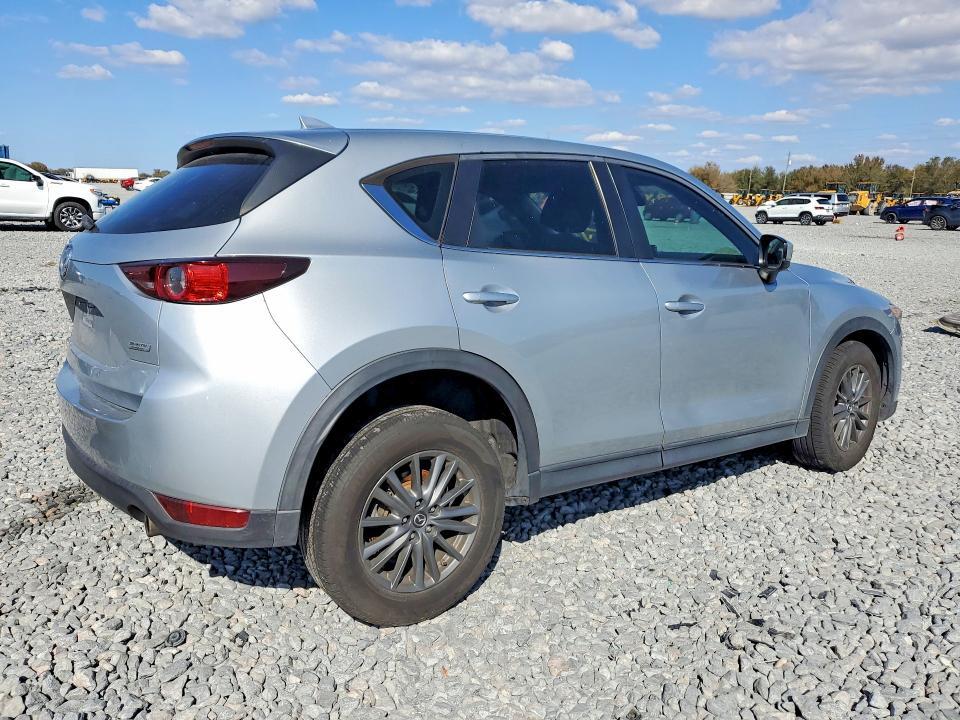2017 MAZDA CX-5 SPORT — Фото 3 из 15